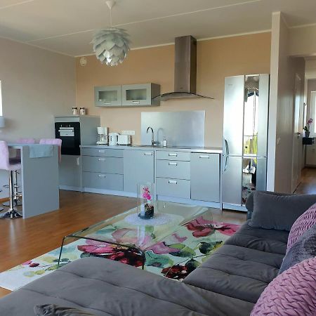 Seaview Apartment 페르누 외부 사진