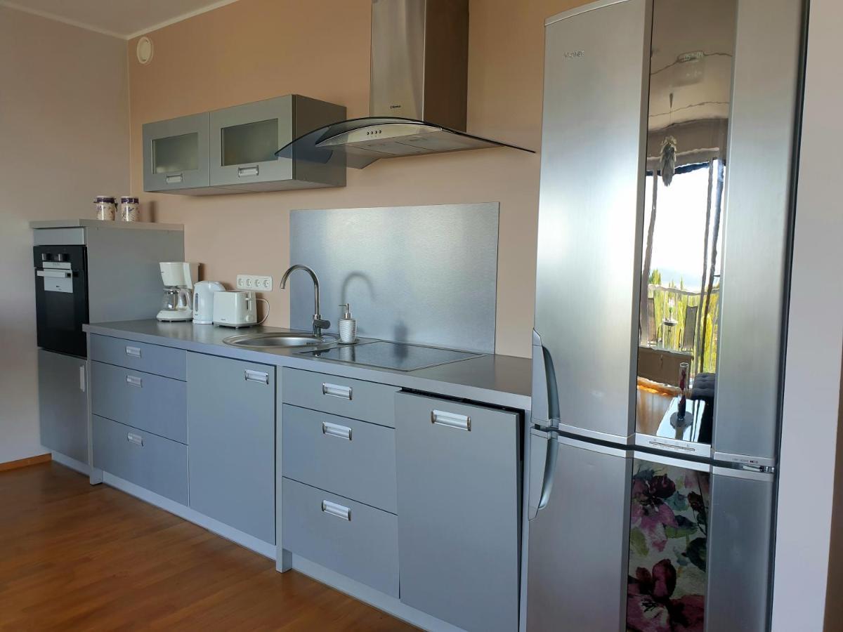 Seaview Apartment 페르누 외부 사진