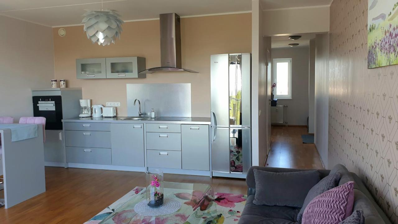 Seaview Apartment 페르누 외부 사진