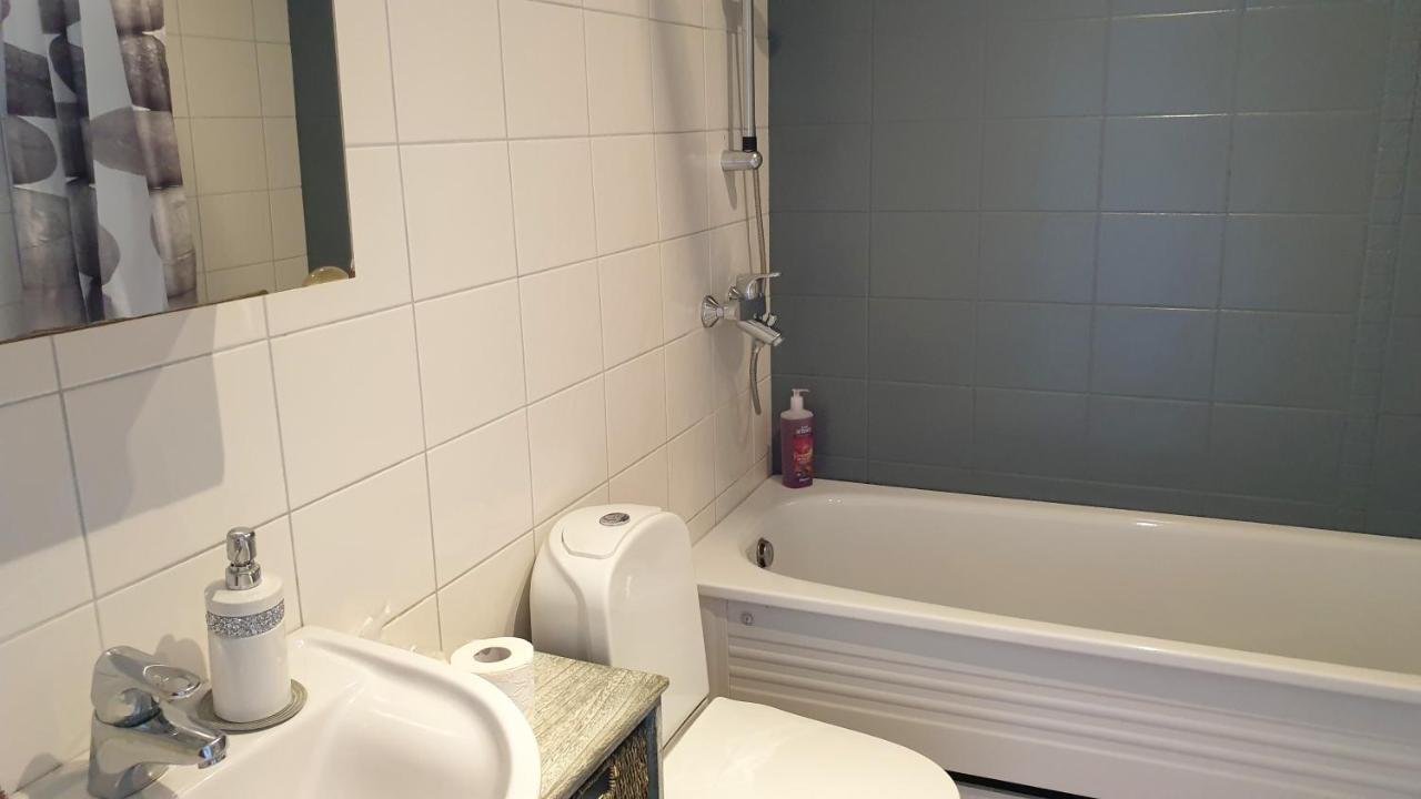 Seaview Apartment 페르누 외부 사진